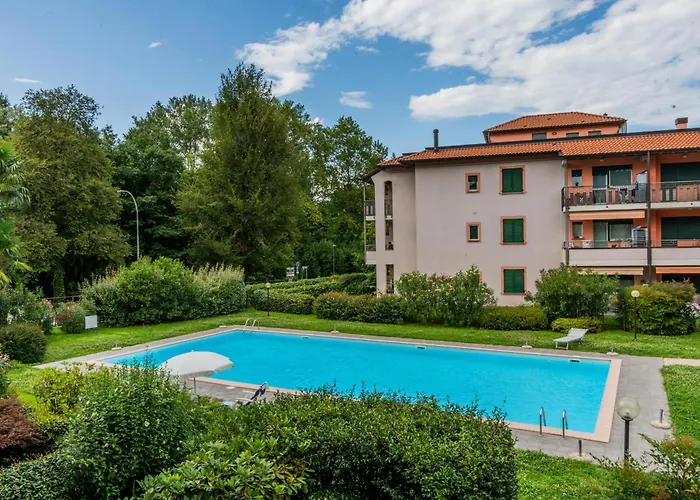 Monolago Pool & View