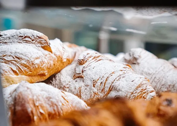 Monolago Pool & View