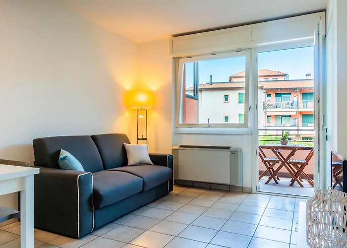 Monolago Pool & View *