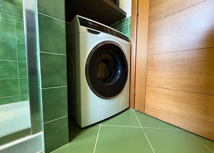 Monolago Pool & View