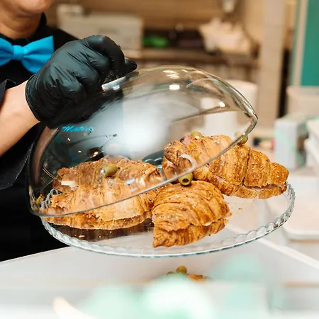 Monolago Pool & View